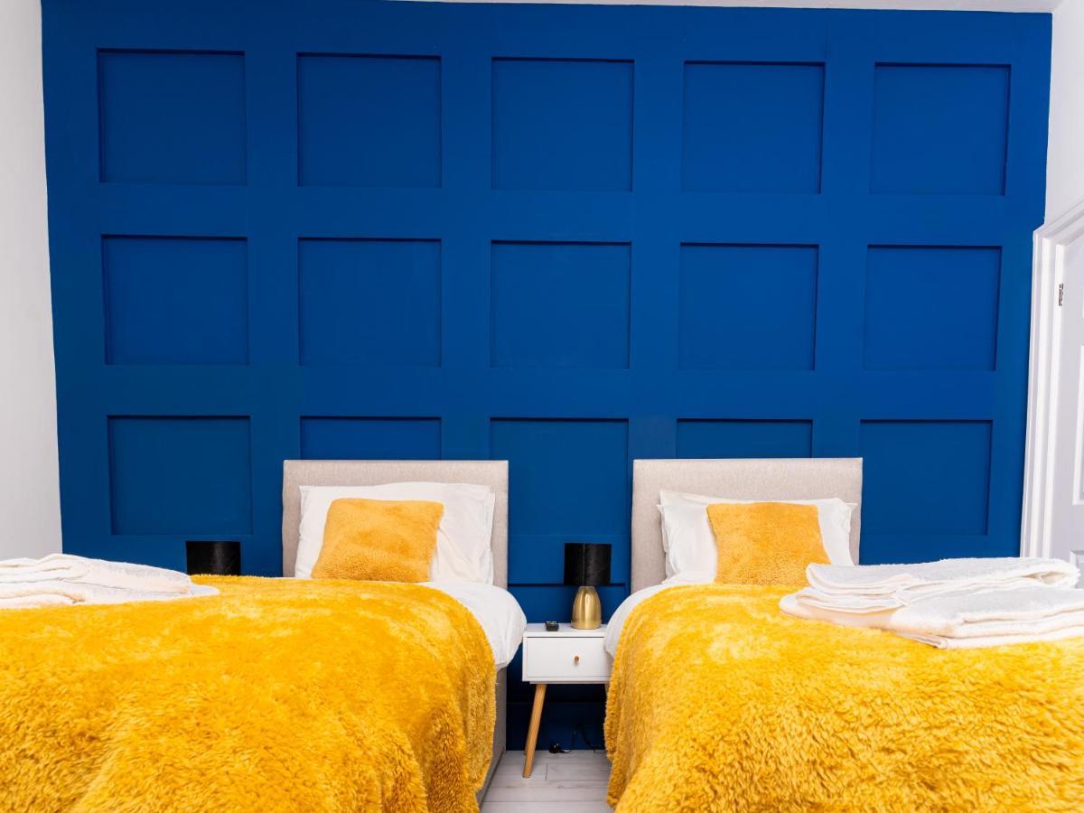 Cheerful 2 Bedroom Homely Apartment, Sleeps 6 Guest Comfy, 3X Double Bed, Parking, Free Wifi, Suitable For Business, Leisure Guest,Glasgow, Glasgow West End, Near City Centre Buitenkant foto