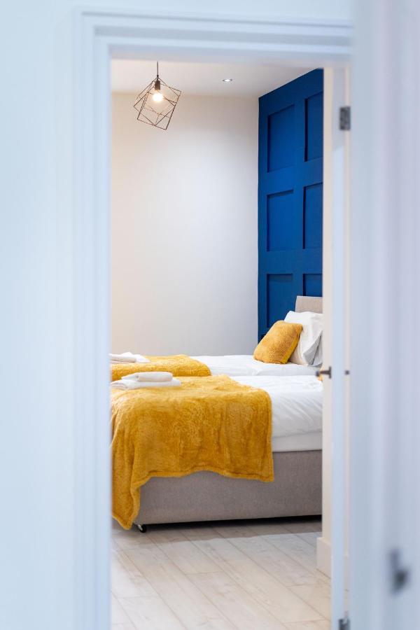 Cheerful 2 Bedroom Homely Apartment, Sleeps 6 Guest Comfy, 3X Double Bed, Parking, Free Wifi, Suitable For Business, Leisure Guest,Glasgow, Glasgow West End, Near City Centre Buitenkant foto
