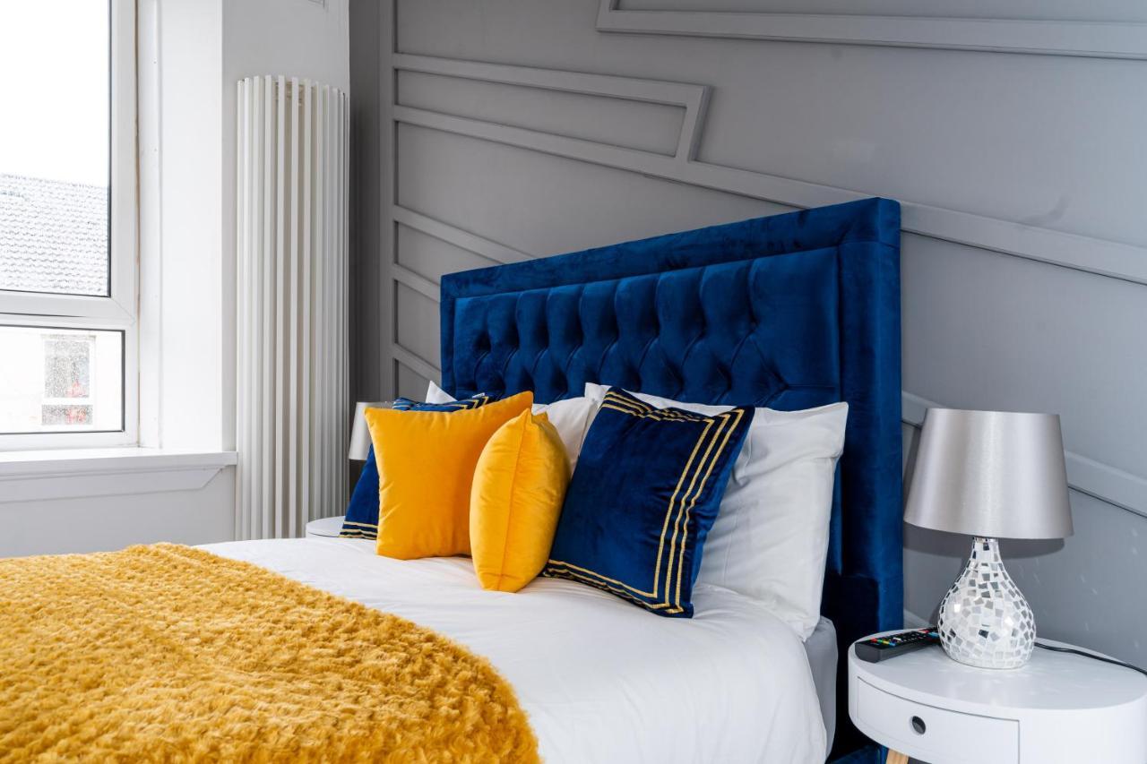 Cheerful 2 Bedroom Homely Apartment, Sleeps 6 Guest Comfy, 3X Double Bed, Parking, Free Wifi, Suitable For Business, Leisure Guest,Glasgow, Glasgow West End, Near City Centre Buitenkant foto